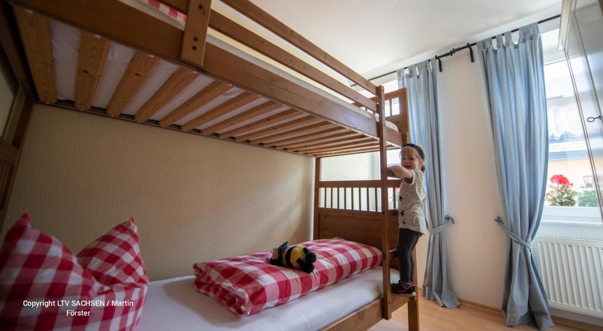אוברוויזנטל Ferienwohnungen Haus Sebastian חדר תמונה