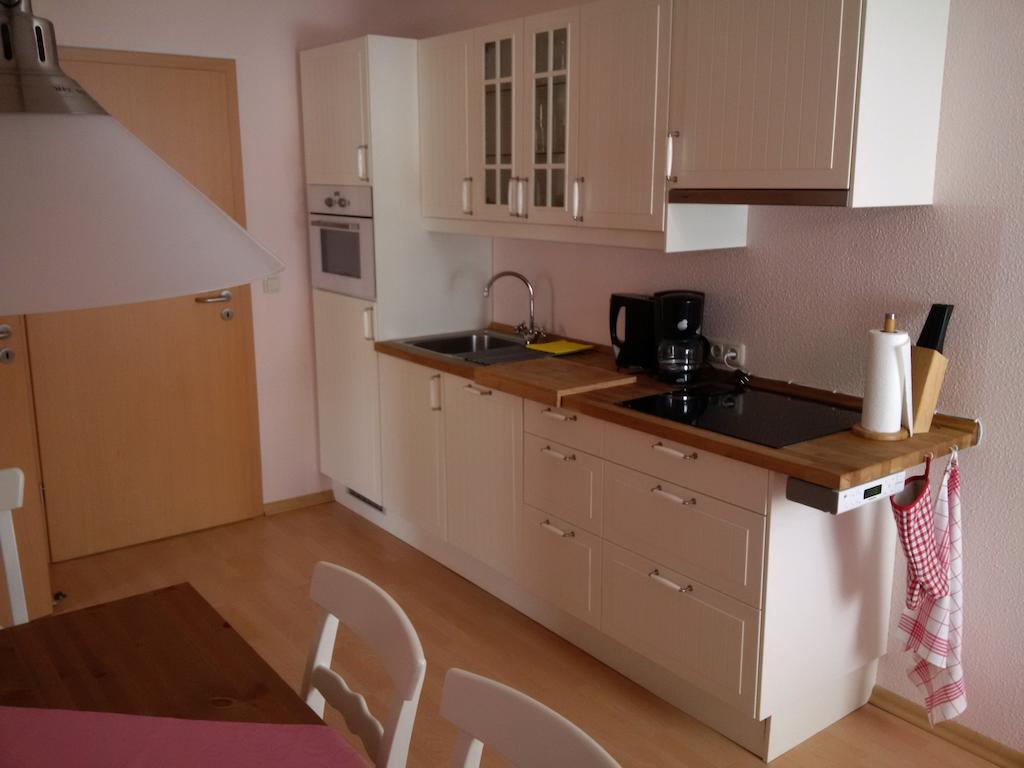 אוברוויזנטל Ferienwohnungen Haus Sebastian חדר תמונה